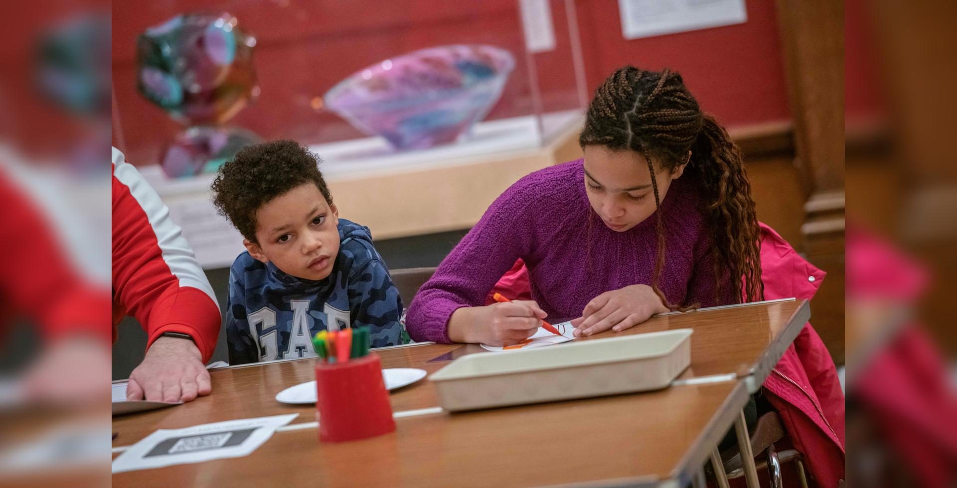Family Art Class - Shipley Art Gallery